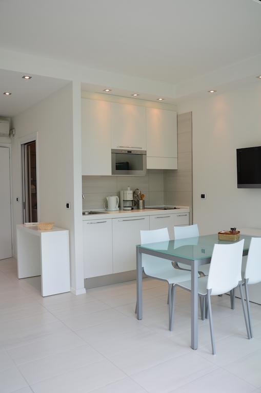 Club Nautico - Phoenix Studio Lake View Riva del Garda Quarto foto